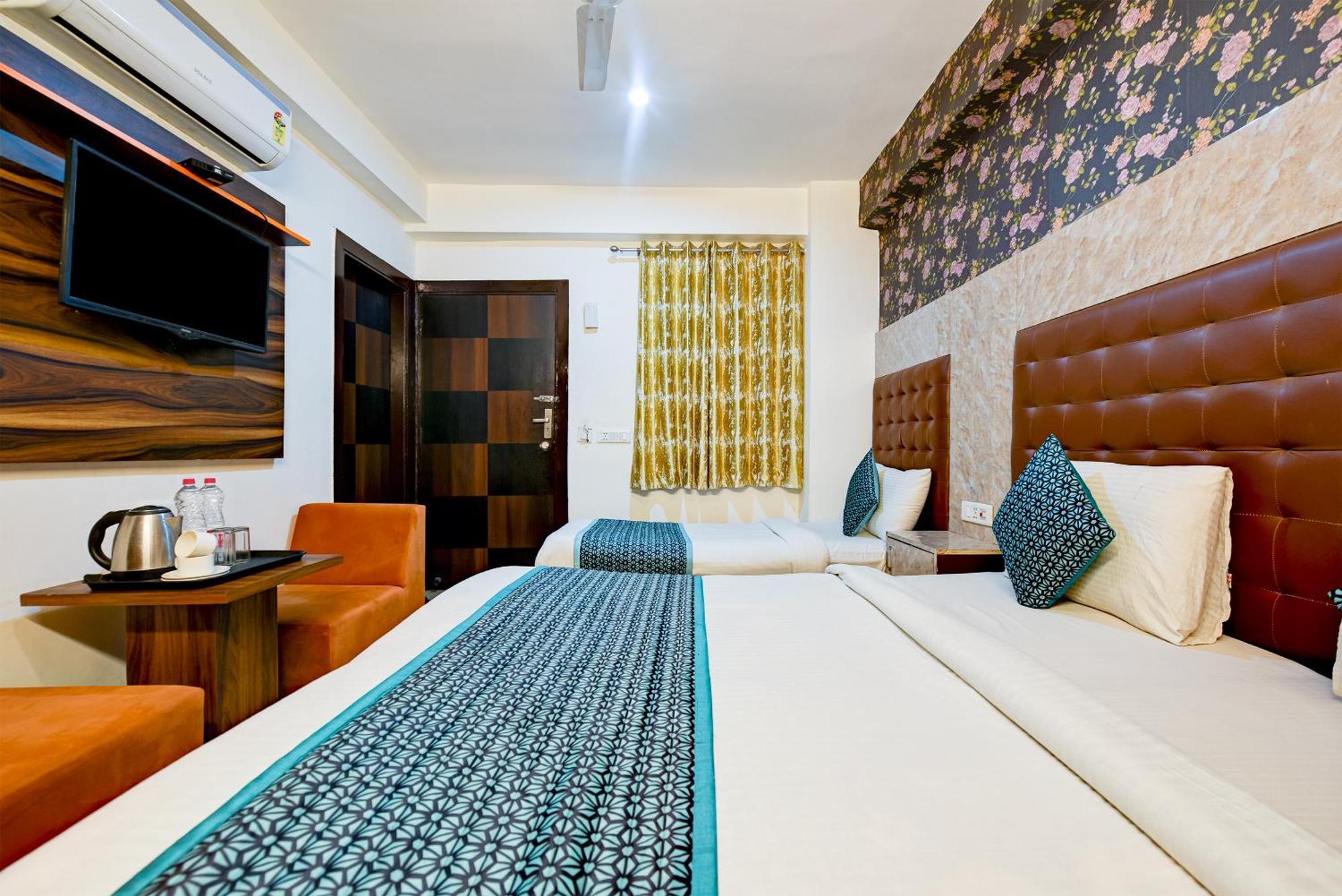 Hotel Square Plaza At Airport New Delhi Eksteriør bilde