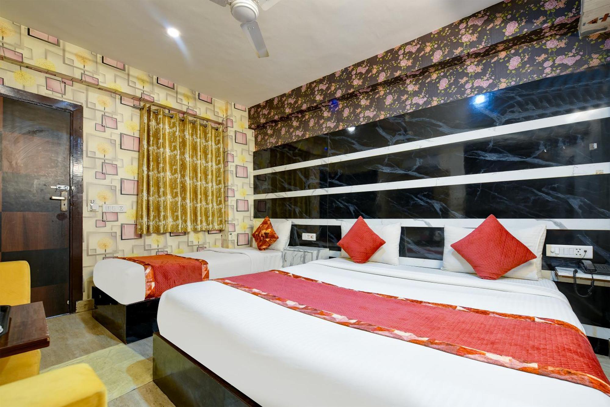 Hotel Square Plaza At Airport New Delhi Eksteriør bilde