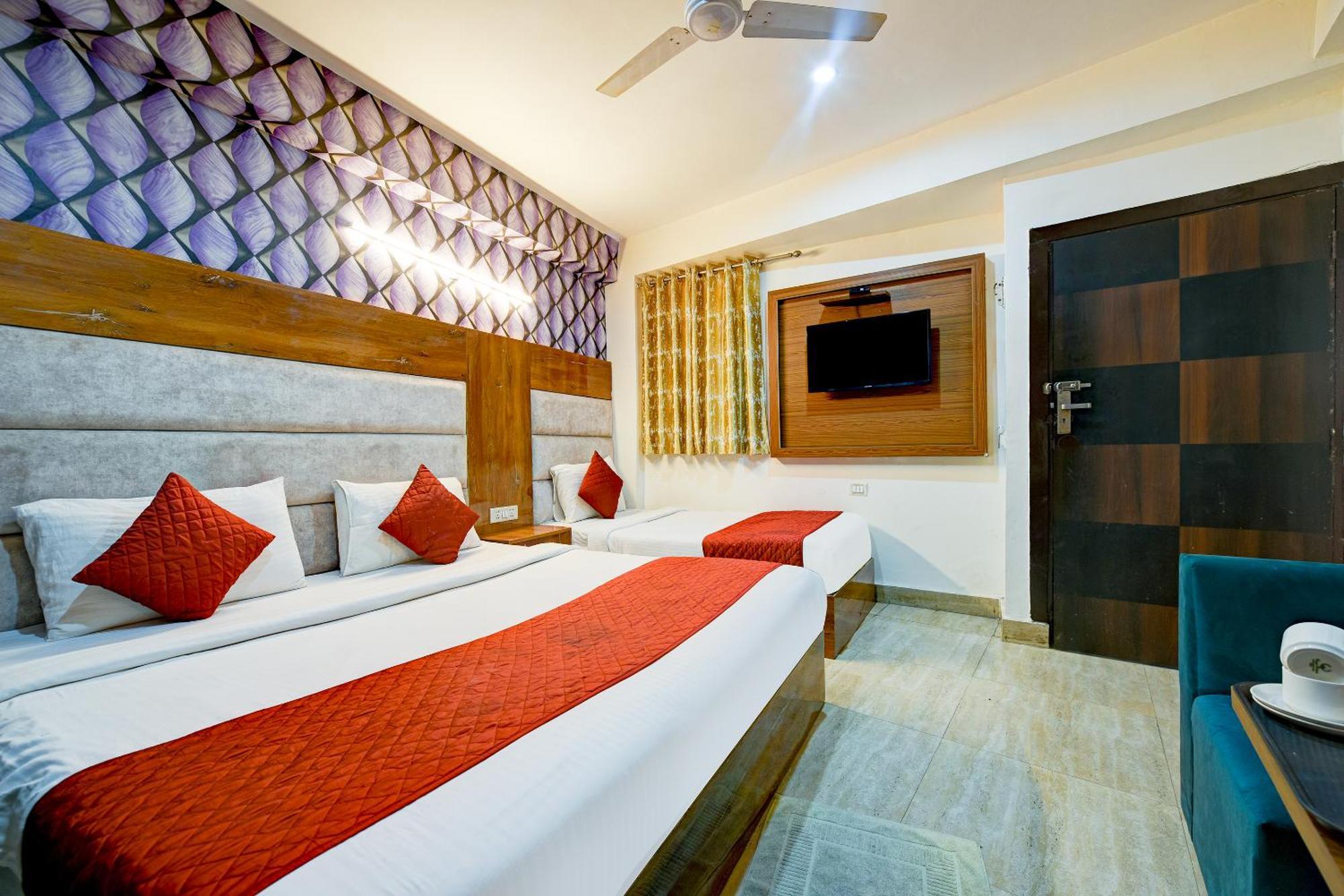 Hotel Square Plaza At Airport New Delhi Eksteriør bilde